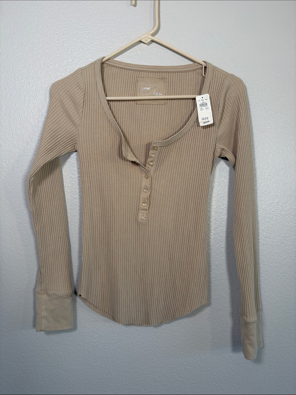 NWT Aerie Essential Layering Long Sleeve in Empire Cream Tan - S - Picture 3 of 6